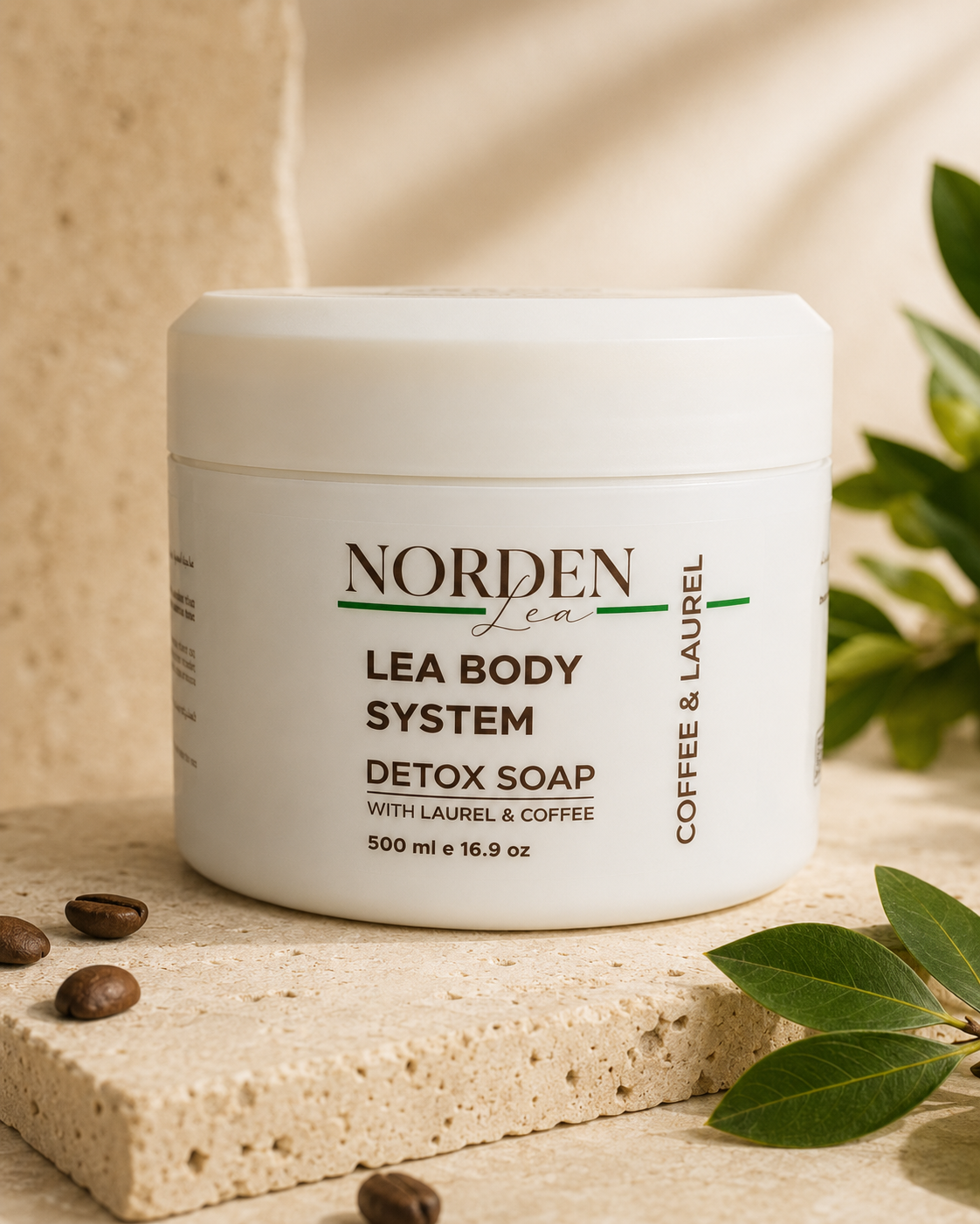 صابونية الغار والقهوة المقشرة للجسم من NORDENLEA مع قوام المنتج